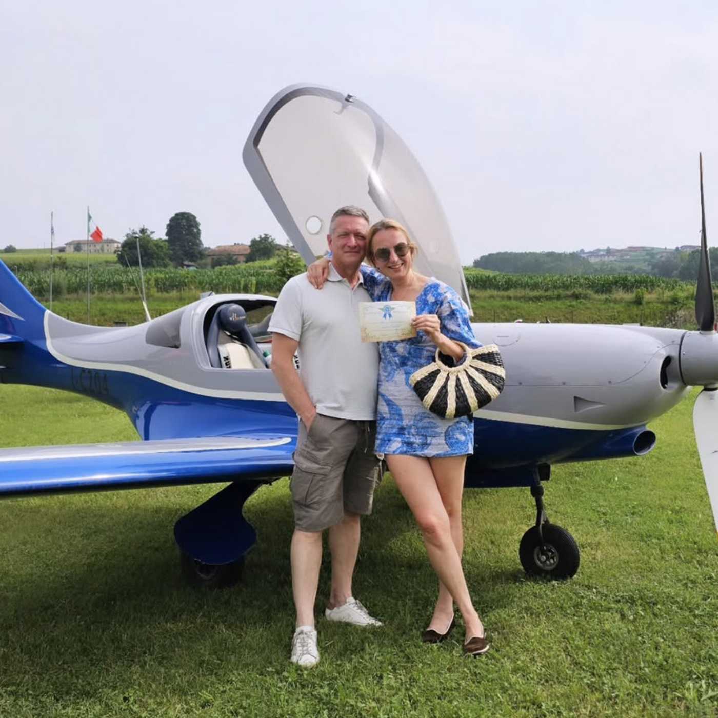 esperienza di volo regalo di anniversario nelle langhe