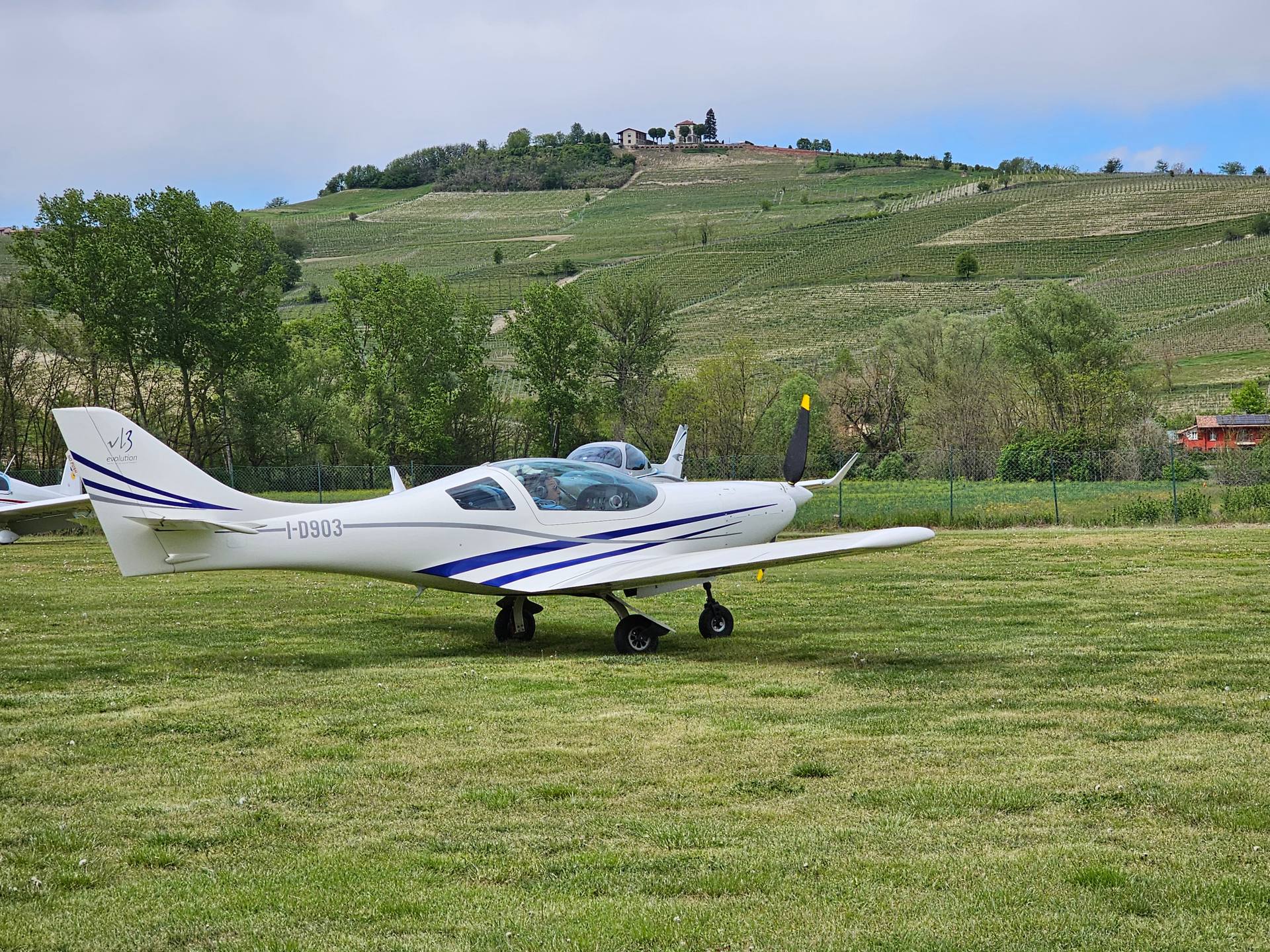 Festa dell'Aria all'Aviosuperficie Boglietto: open day del volo e street food nel Monferrato