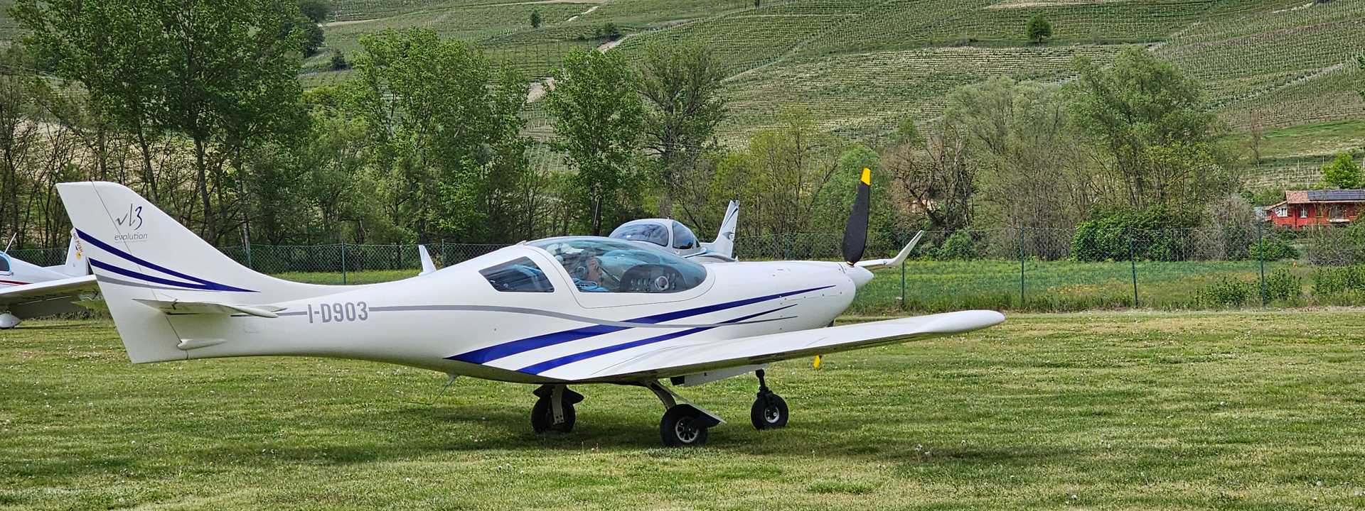 esperienza di volo con avioboglietto in piemonte, asti, cuneo, alba e torino
