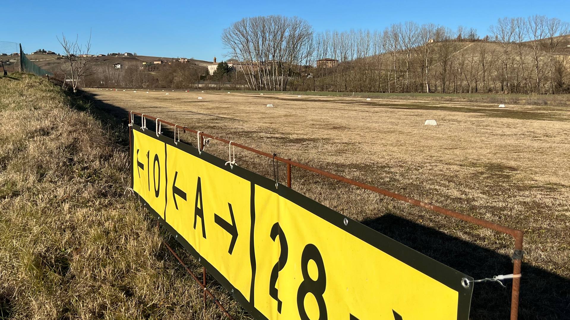Aperitivo e festa sulla pista dell'Aviosuperficie Boglietto, Costigliole d'Asti